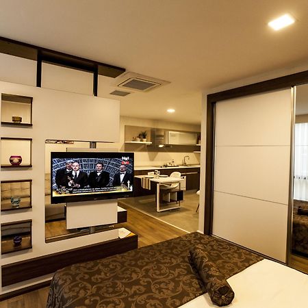 Liv Suit Hotel ดิยาร์บาคีร์ ภายนอก รูปภาพ