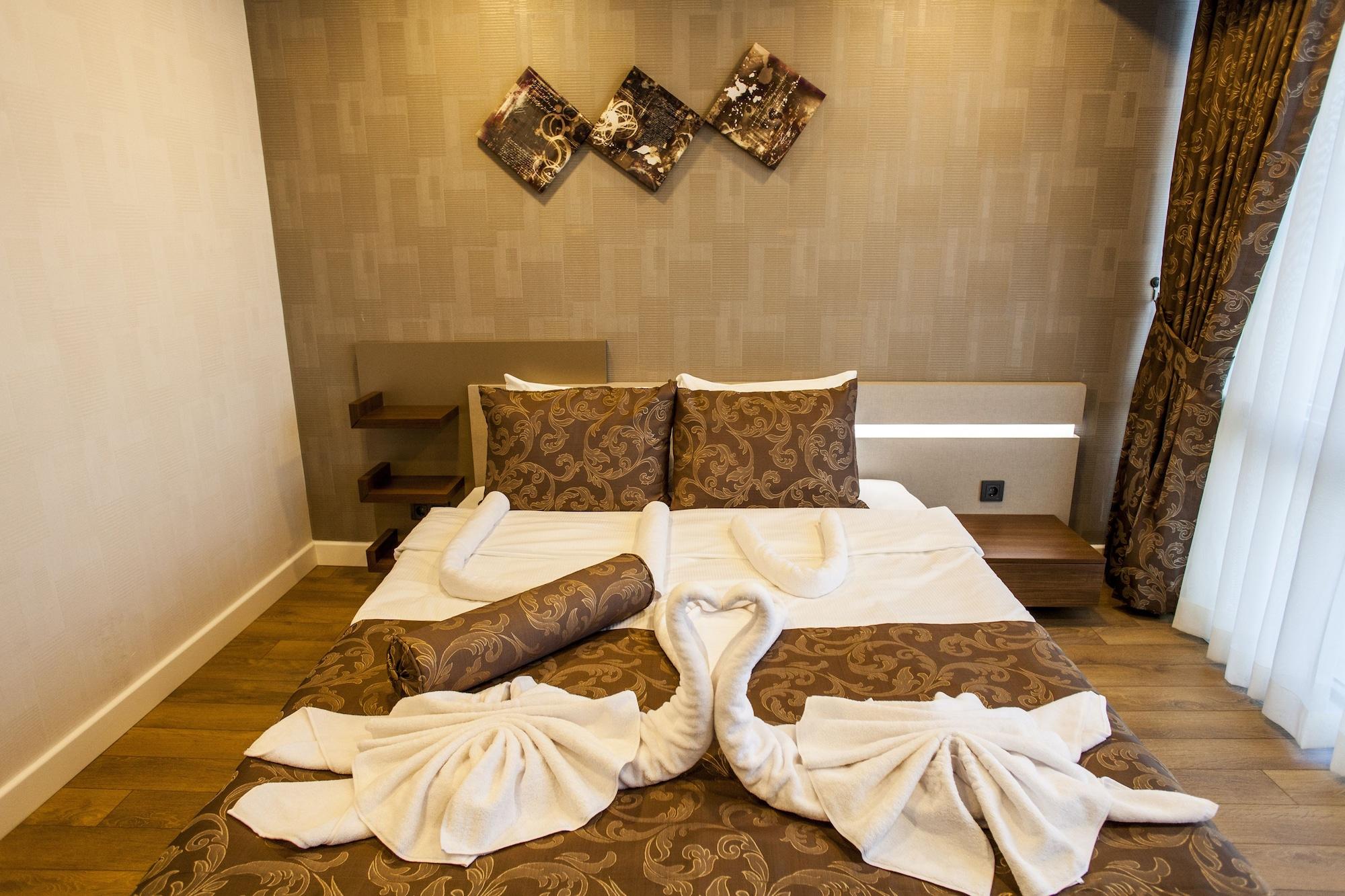 Liv Suit Hotel ดิยาร์บาคีร์ ภายนอก รูปภาพ