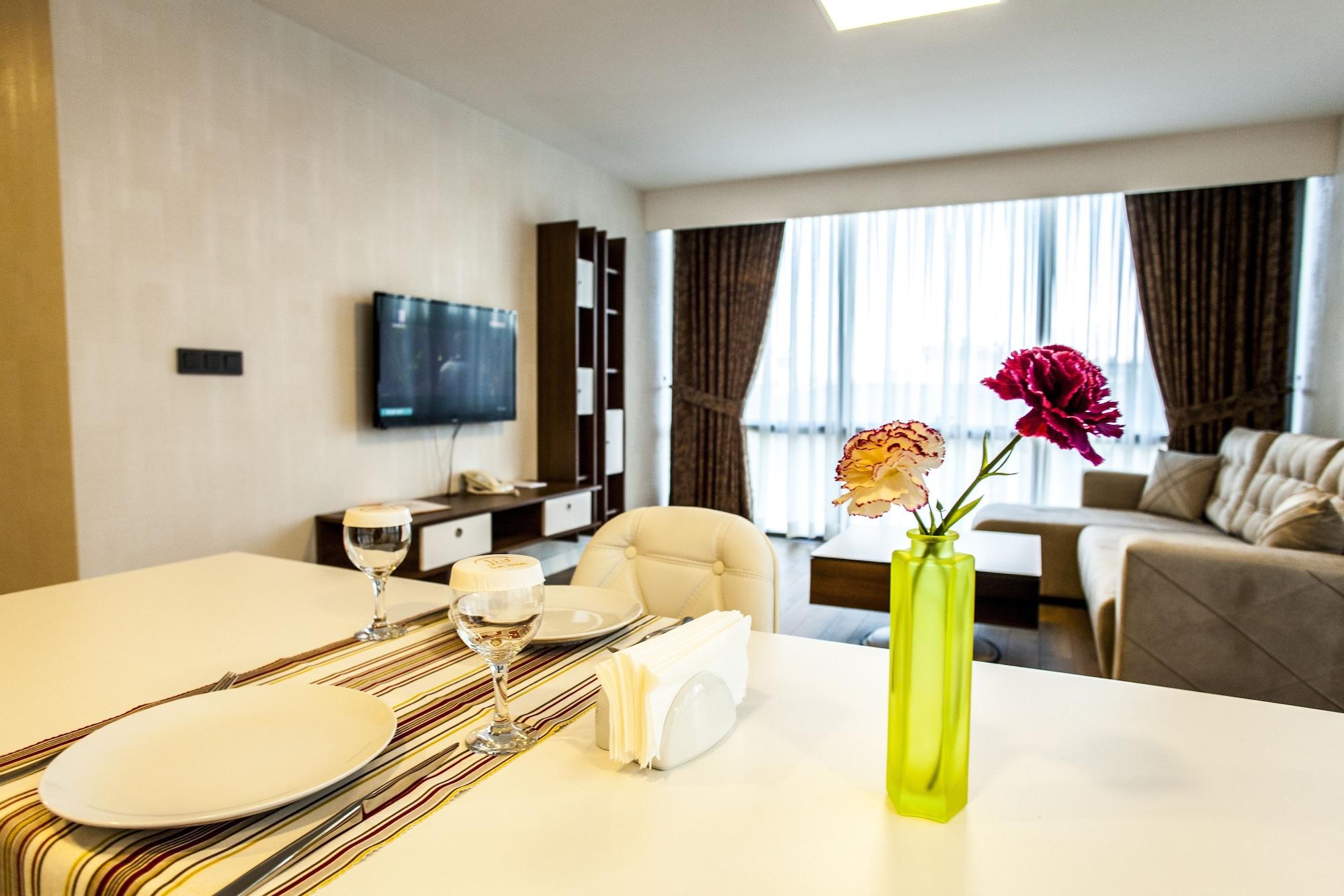 Liv Suit Hotel ดิยาร์บาคีร์ ภายนอก รูปภาพ