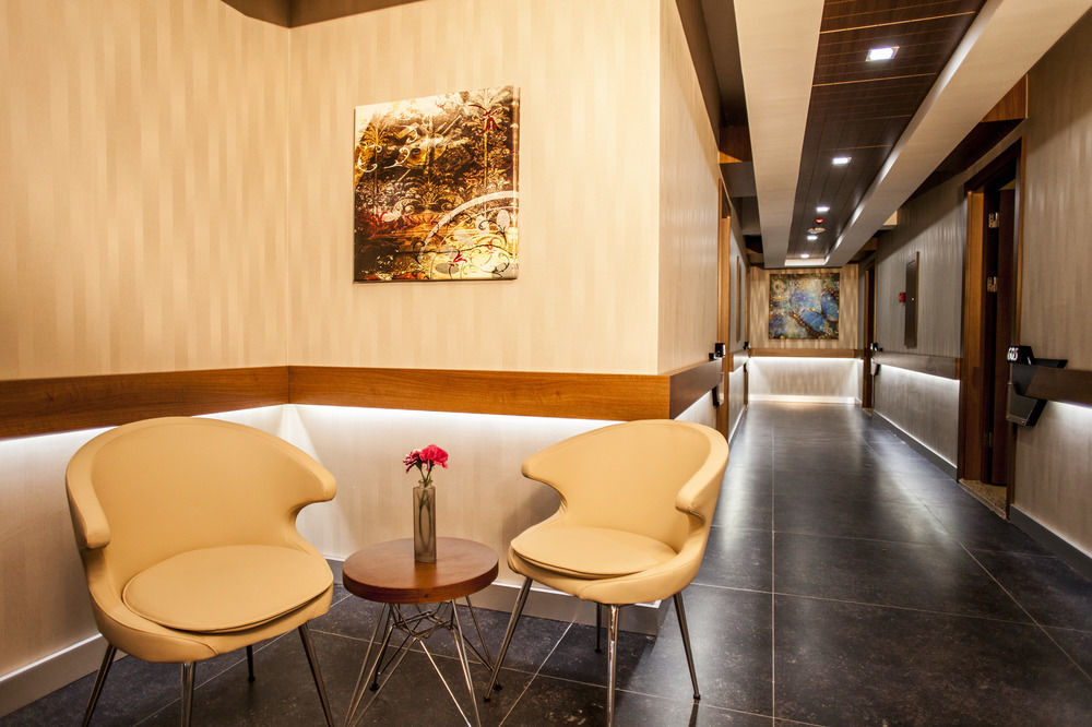 Liv Suit Hotel ดิยาร์บาคีร์ ภายนอก รูปภาพ